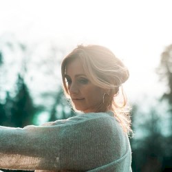 Cover of Coming Home by Cara Dillon